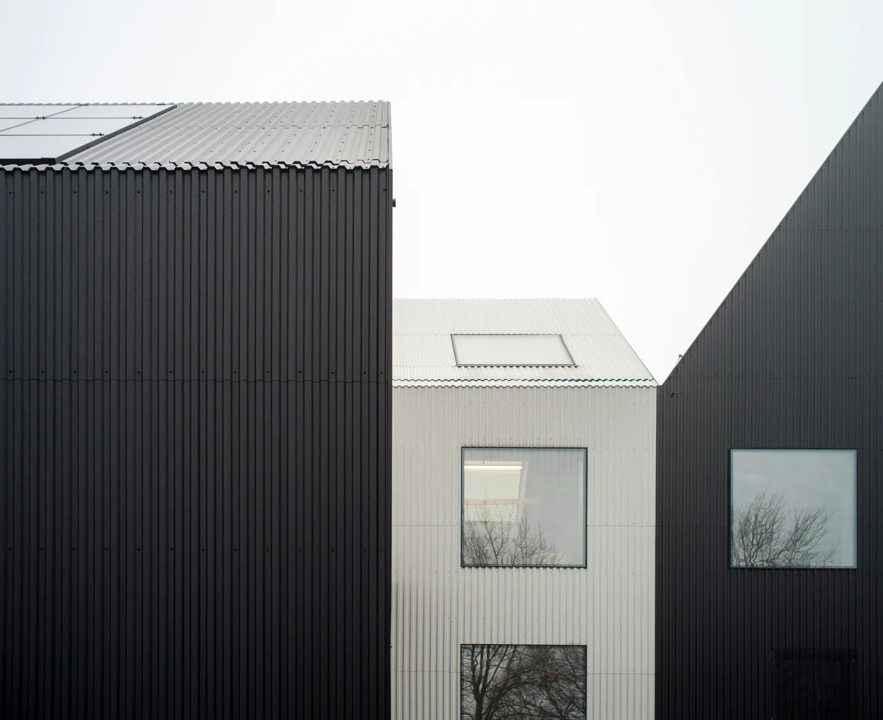 ABC Seamless: Guttering, roofing and rainwater solutions in Marks Point